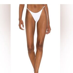 Revolve‎ Minimale Animale White Bottom Size L